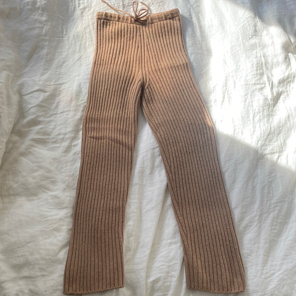 James Street Co Loft Ribbed Pant

Note: only pants available!